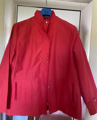 Cazadora roja