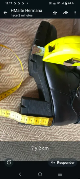 Botas de piel  negras