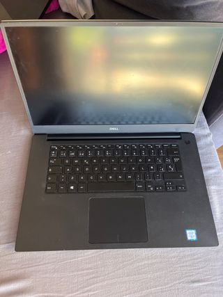 Dell Precision 5540 i9 | 64 GB di RAM | SSD da 1 TB