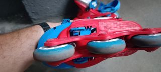 Patines ajustables talla 26/28. Play One 