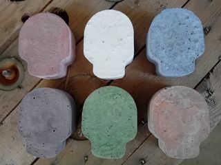 Posacenere in cemento disponibili vari colori