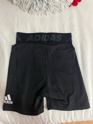 Mallas cortas Adidas negras