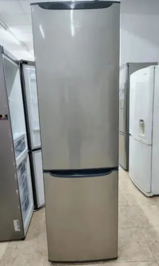 Nevera Indesit
