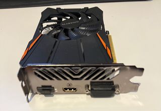 Tarjeta Gráfica Gigabyte GTX 1050 3GB GDDR5