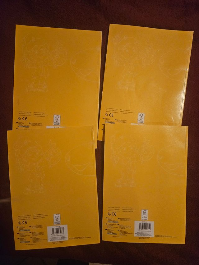 Set 4 libri da colorare