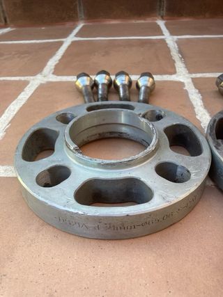 4 Separadores de Rueda 4x108 + Tornillería