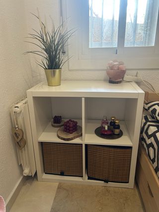 Mueble Kallax Ikea Blanco y Marrón