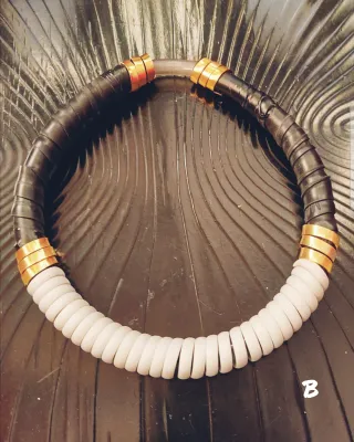 Collar artesanal cable y caucho