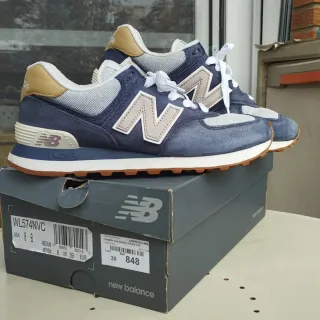 New Balance 574 Talla 39 Azul Beige