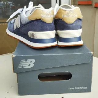 New Balance 574 Talla 39 Azul Beige