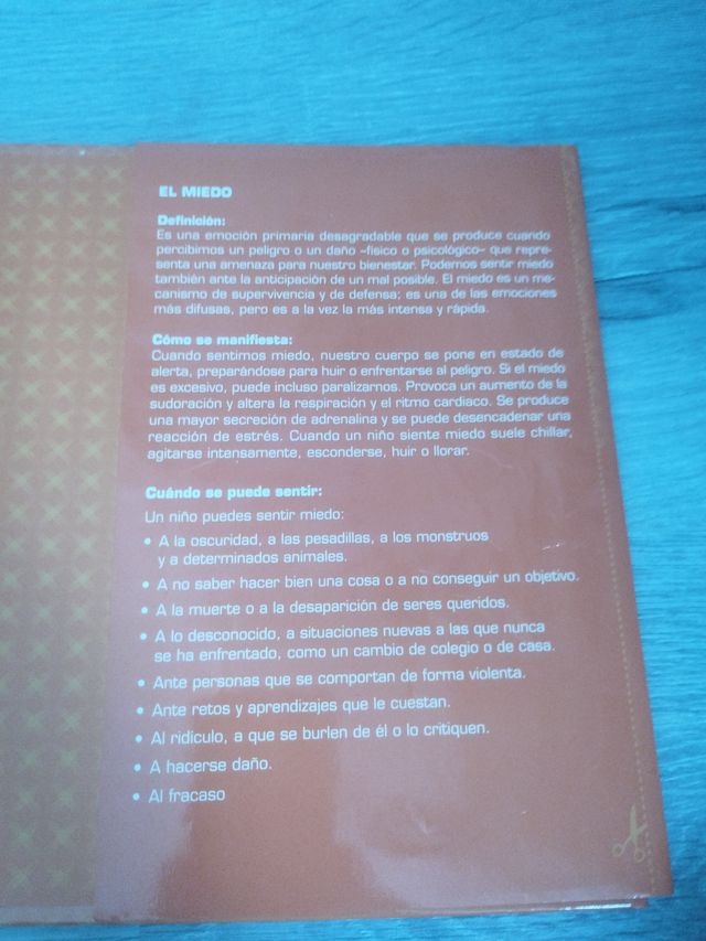 La flor aventurera y Venga, Elisa, date prisa.