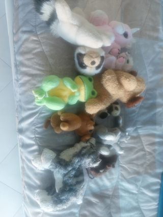 11 peluche assortiti