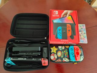 Nintendo Switch OLED + Mario Kart + Kit