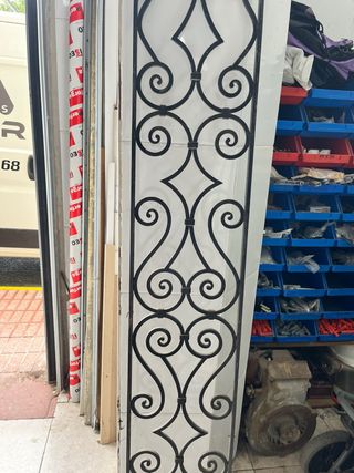 Reja de hierro forjado