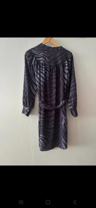 Vestido estampado cebra