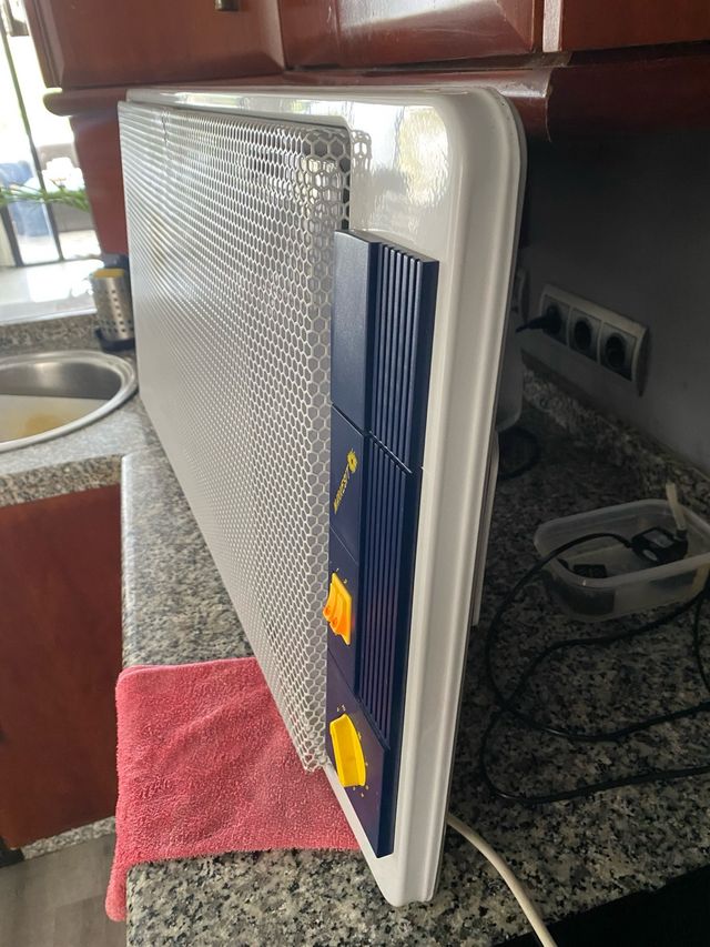 Radiador Eléctrico para Colgar