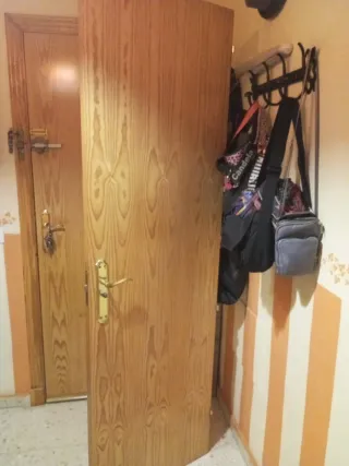 Puerta de madera para baño de 2,01 x 62'5