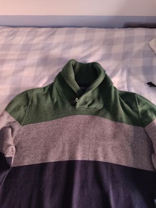 Jersey de cuello alto con bloques de color