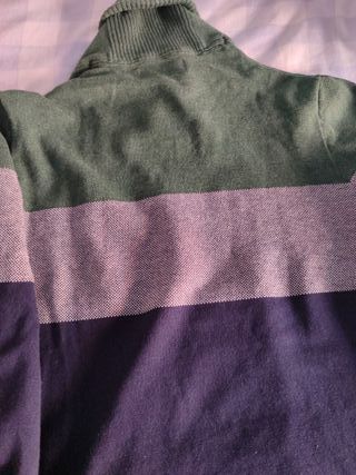 Jersey de cuello alto con bloques de color