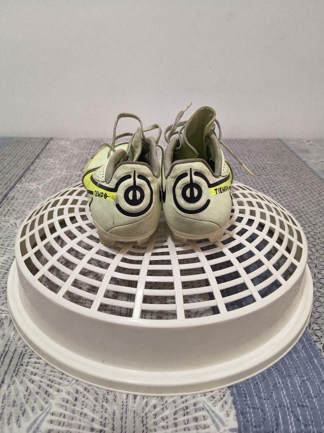 Botas de fútbol Nike Tiempo