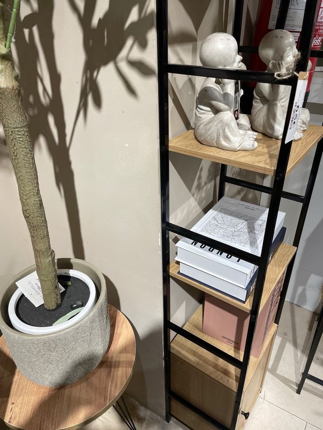 estantería estrecho madera metal 