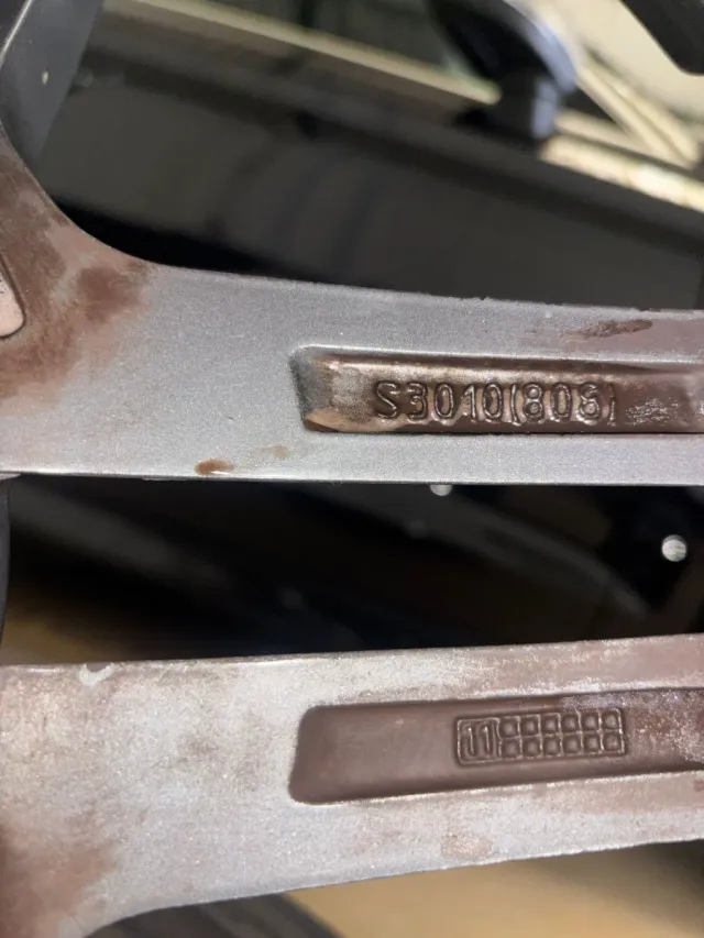 Llantas Mercedes AMG 18 (4 unidades)