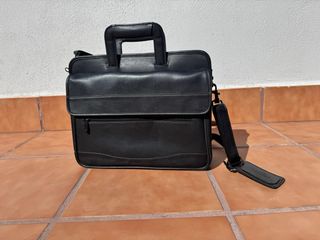 Maletín cuero portátil hasta 13,3”