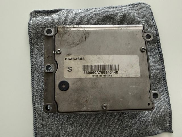 Centralita ECU SAAB 9-3 1.8t 2003-2006