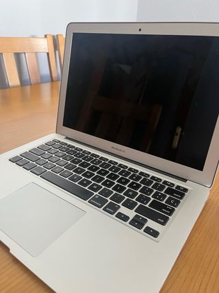 Macbook Air 13” 2017 Plata