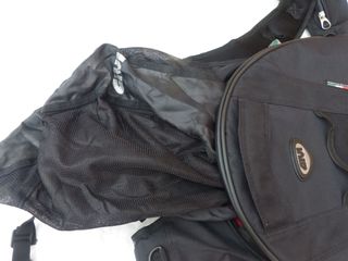 Mochila Givi expandible portacascos