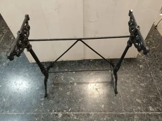 Pies de hierro forjado para mesa rectangular