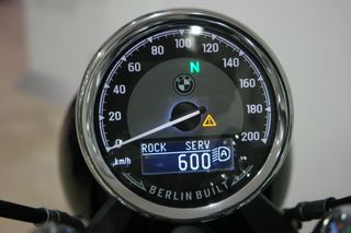 BMW R 18