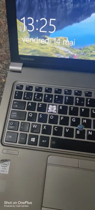Portátil Toshiba i5 Gris Plata
