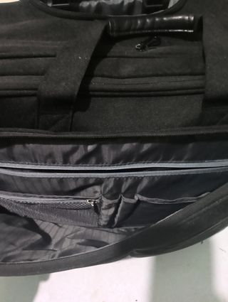 Maletín para trabajo con ruedas negro