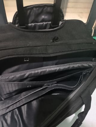 Maletín para trabajo con ruedas negro