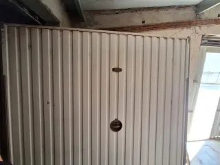 Puerta de garaje Roper
