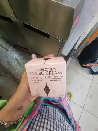 Charlotte's Magic Cream SPF 15 PA+