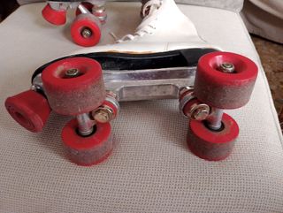 Patines de 4 ruedas blancos