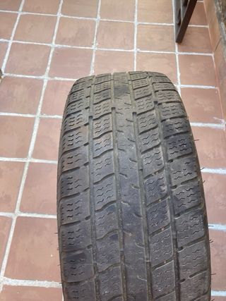 Llantas OZ Racing 4x108 7Jx16 ET37 con Neumáticos