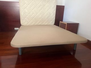 Colchón Pikolin y canapé 