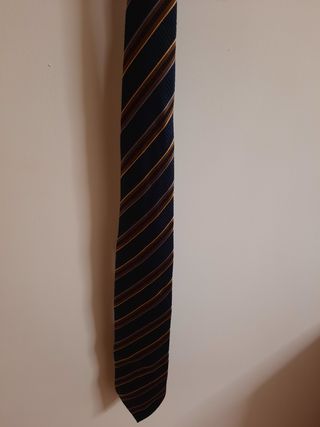 Corbata ancha de la marca Macson