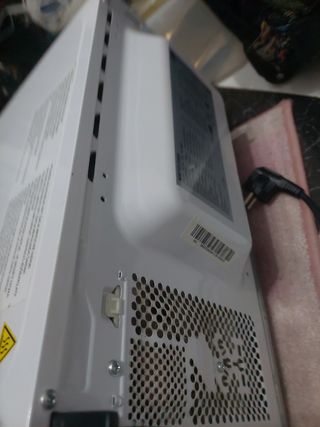Microondas Compacto 20L 700W