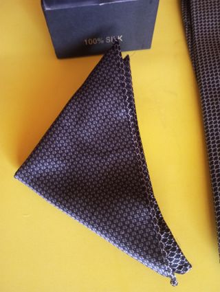 Conjunto de seda para caballero