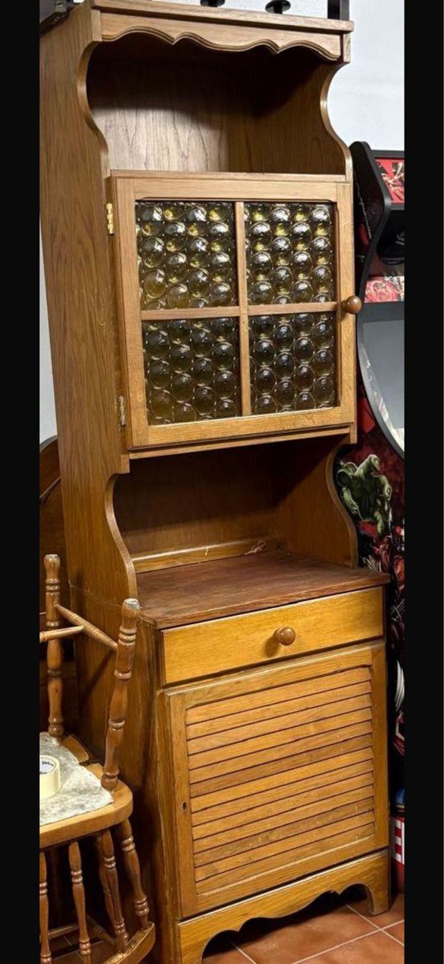 Armario auxiliar antiguo madera y cristal