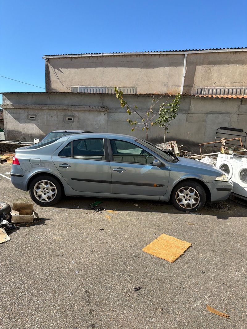 Renault Laguna 2004 - foto 1