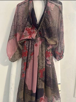 Vestido corto estampado Stradivarius