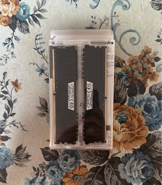 Corsair Vengeance LPX DDR4 2 x 8 GB a 2400 MHz