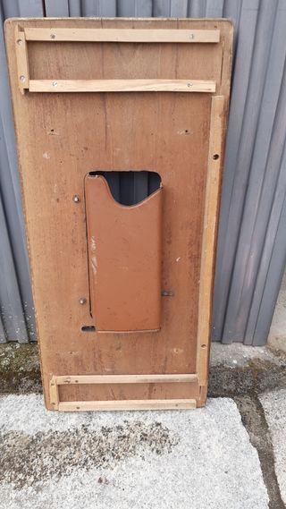 Mesa para máquina de coser antigua