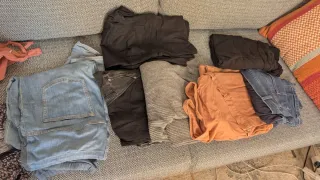 Ropa premamá y cojín lactancia