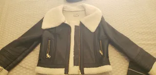 Conjunto Chaqueta y Falda Cuero Negro